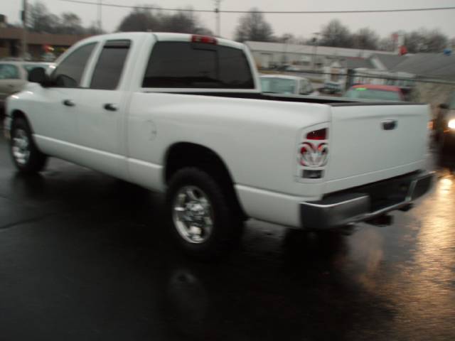 Dodge Ram Pickup 2003 photo 4