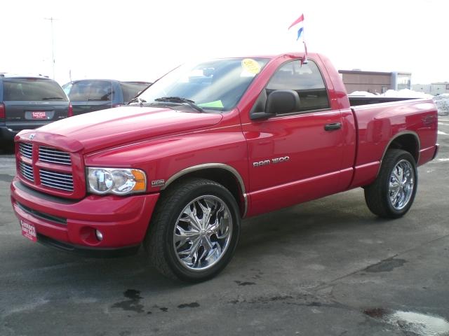 Dodge Ram Pickup 4dr LX 4WD Auto Pickup