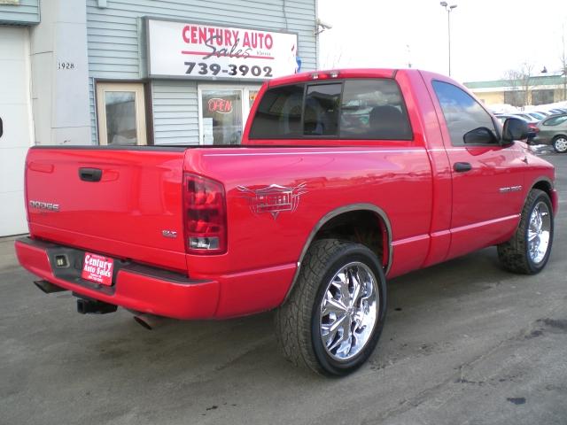 Dodge Ram Pickup 2003 photo 2