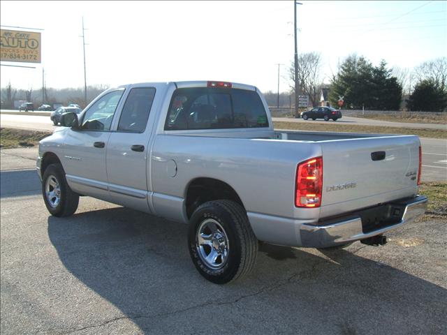 Dodge Ram Pickup 2003 photo 4