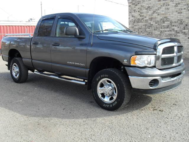 Dodge Ram Pickup 2003 photo 4