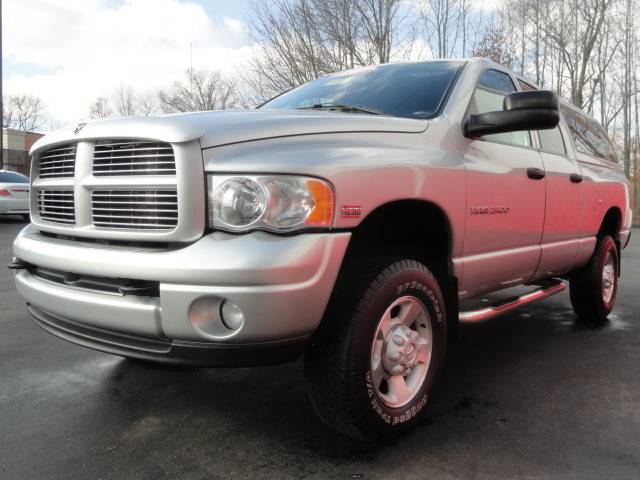 Dodge Ram Pickup 2003 photo 3