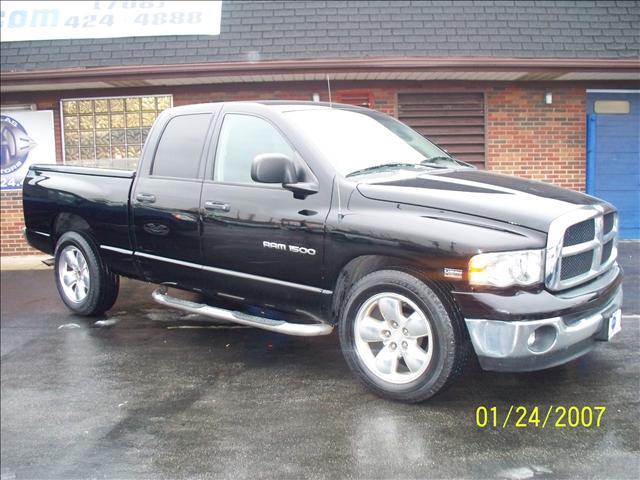 Dodge Ram Pickup 2003 photo 2