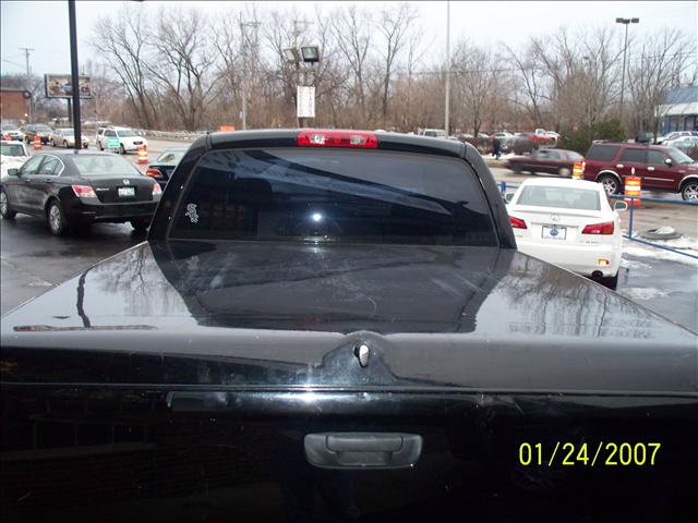 Dodge Ram Pickup 2003 photo 3