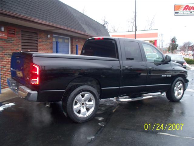 Dodge Ram Pickup 2003 photo 4