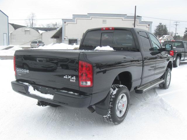 Dodge Ram Pickup 2003 photo 1