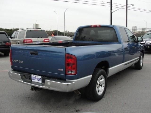 Dodge Ram Pickup 2003 photo 2