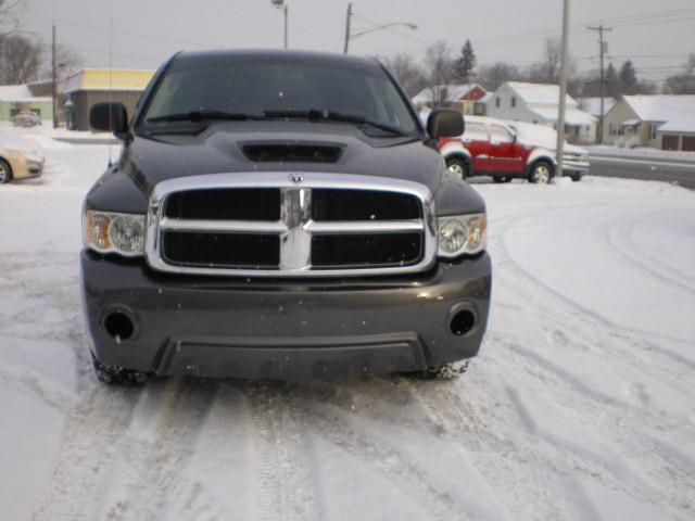 Dodge Ram Pickup SLT Pickup