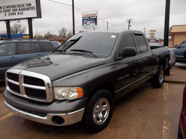 Dodge Ram Pickup 2003 photo 1