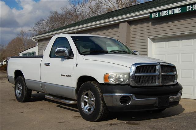 Dodge Ram Pickup 2003 photo 2