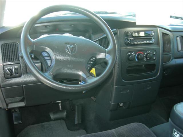 Dodge Ram Pickup 2003 photo 5