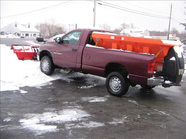 Dodge Ram Pickup 4dr Sdn 3.2L Type S Pickup