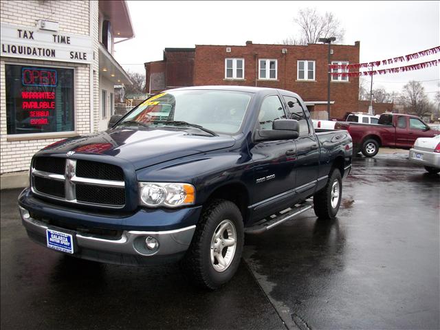 Dodge Ram Pickup 2003 photo 1