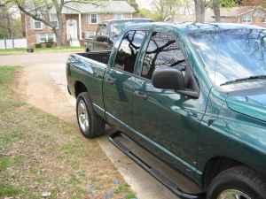 Dodge Ram Pickup 2003 photo 2