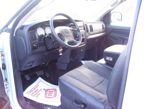 Dodge Ram Pickup 2003 photo 4