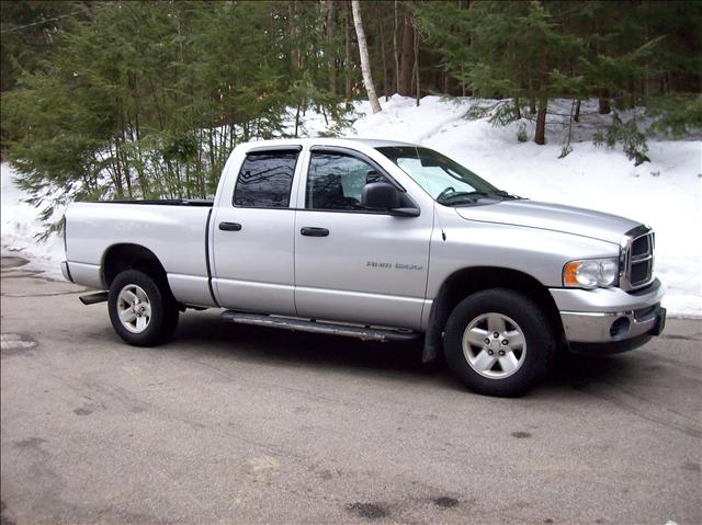 Dodge Ram Pickup SLT Crew Cab Pickup