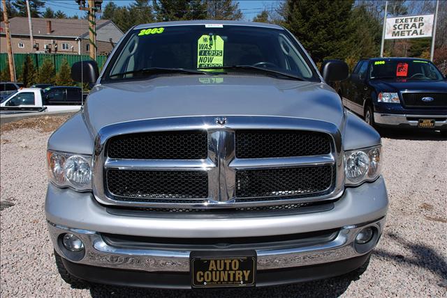 Dodge Ram Pickup 2003 photo 1