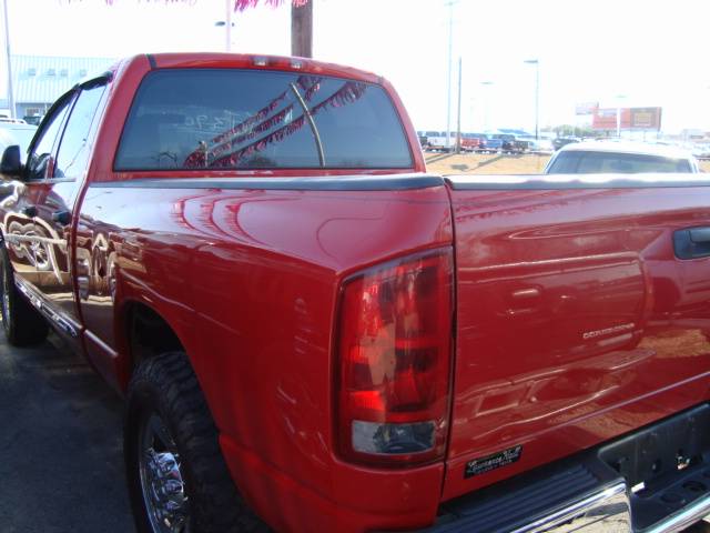 Dodge Ram Pickup 2003 photo 1