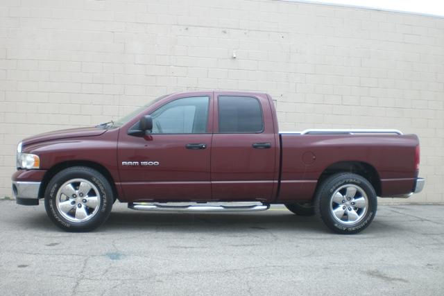 Dodge Ram Pickup 2003 photo 1