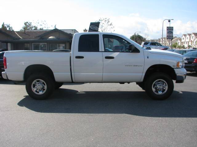 Dodge Ram Pickup 2003 photo 4