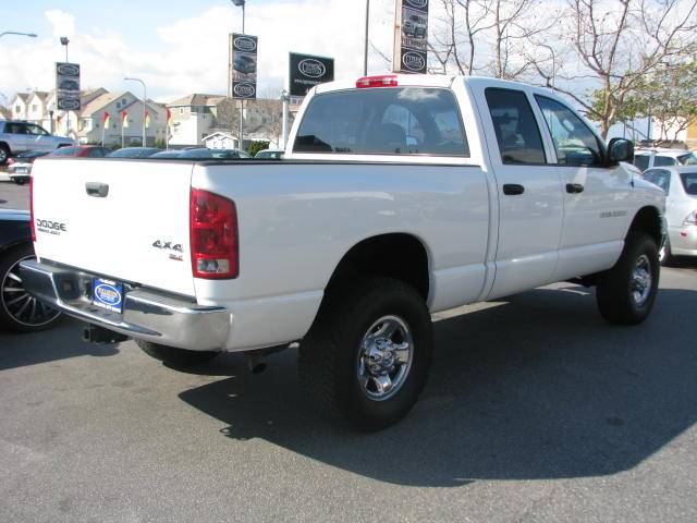 Dodge Ram Pickup 2003 photo 5