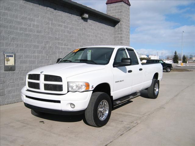 Dodge Ram Pickup 2003 photo 1