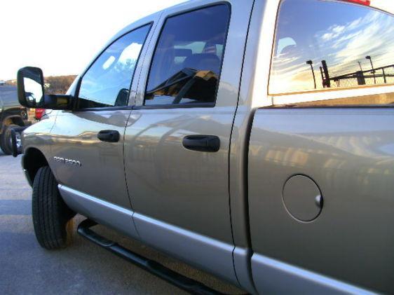 Dodge Ram Pickup 2003 photo 2