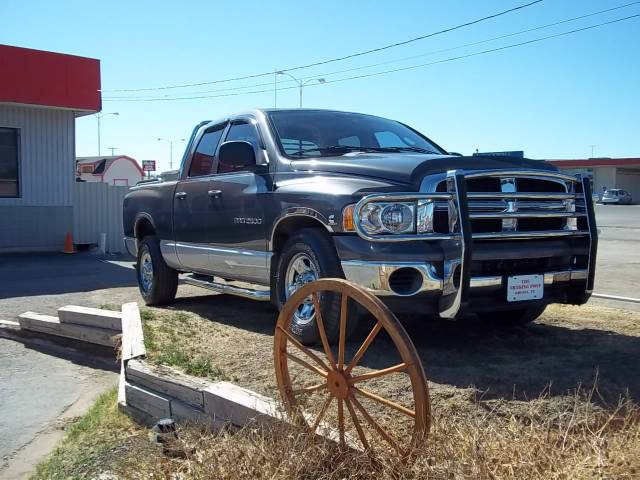 Dodge Ram Pickup 2003 photo 2