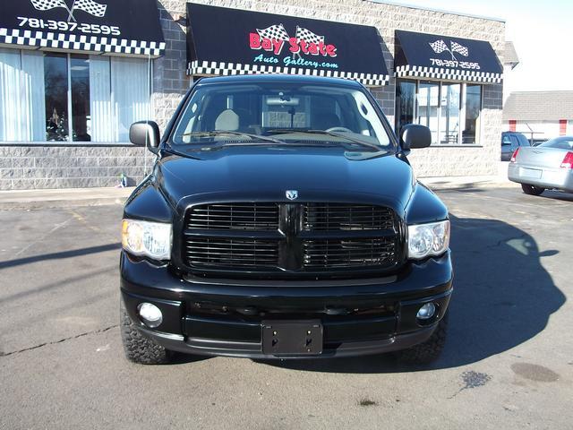 Dodge Ram Pickup 2003 photo 1