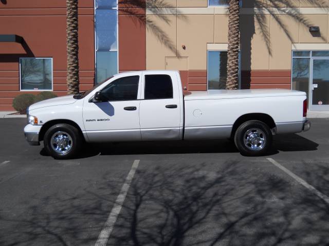 Dodge Ram Pickup 2003 photo 3