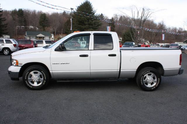 Dodge Ram Pickup SLT Pickup