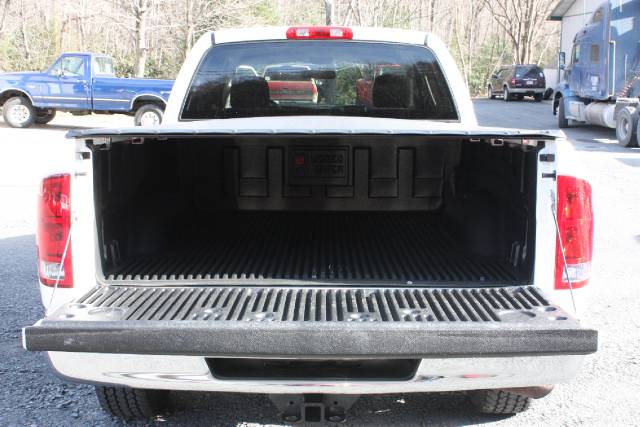 Dodge Ram Pickup 2003 photo 3