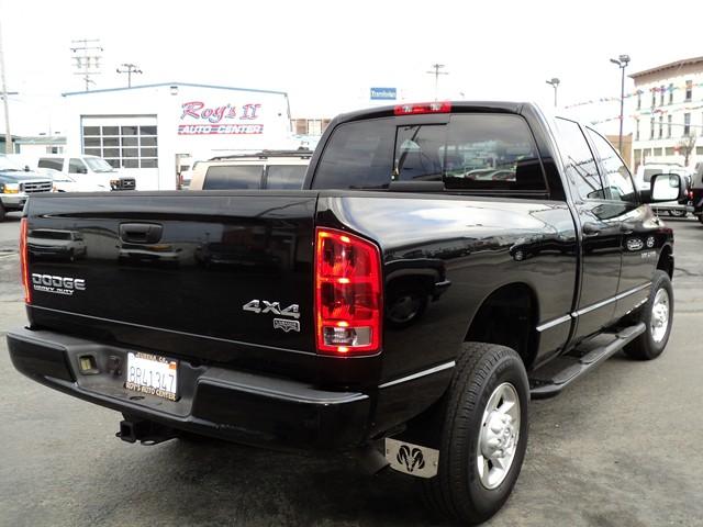 Dodge Ram Pickup 2003 photo 2