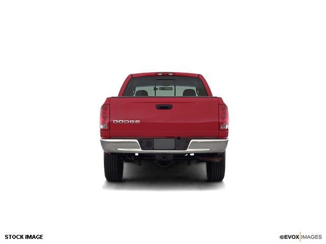 Dodge Ram Pickup 2003 photo 2