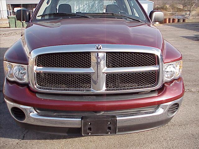 Dodge Ram Pickup 2003 photo 1