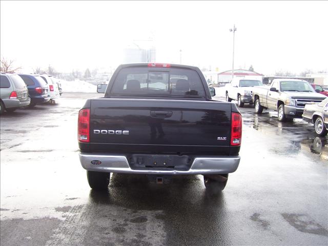 Dodge Ram Pickup 2003 photo 2