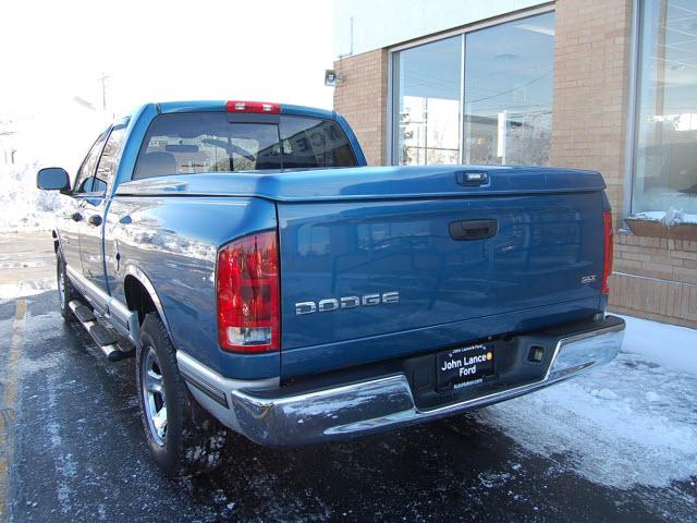 Dodge Ram Pickup 2003 photo 1