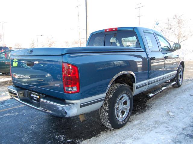 Dodge Ram Pickup 2003 photo 3