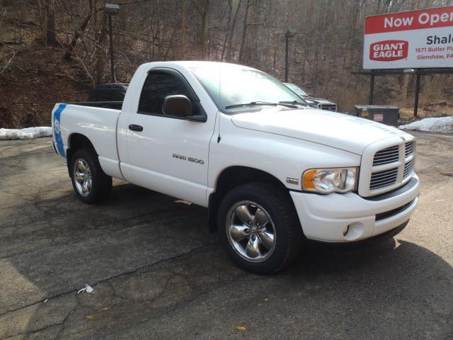 Dodge Ram Pickup 2003 photo 3