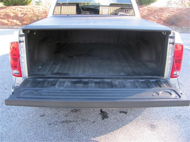 Dodge Ram Pickup 2004 photo 3