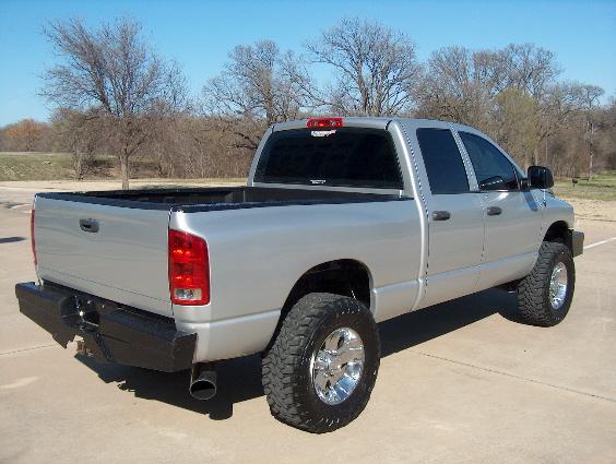 Dodge Ram Pickup 2004 photo 3