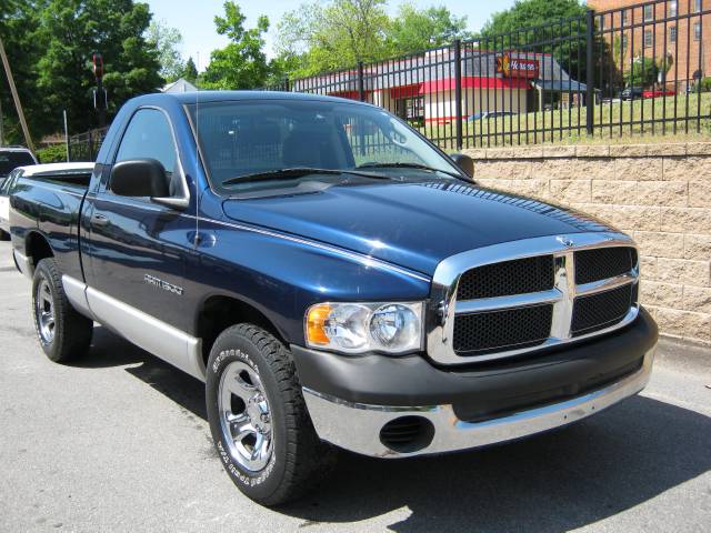 Dodge Ram Pickup 2004 photo 1