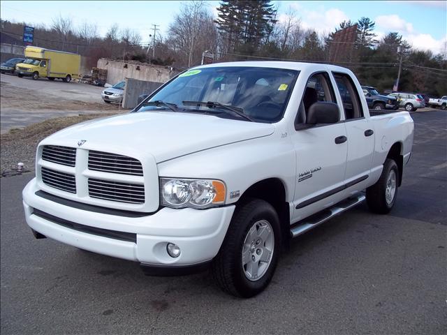 Dodge Ram Pickup 2004 photo 2