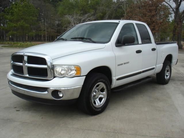 Dodge Ram Pickup 2004 photo 1