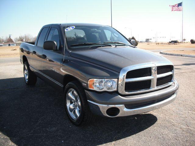 Dodge Ram Pickup 2004 photo 3