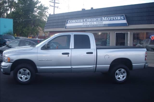 Dodge Ram Pickup 2004 photo 3