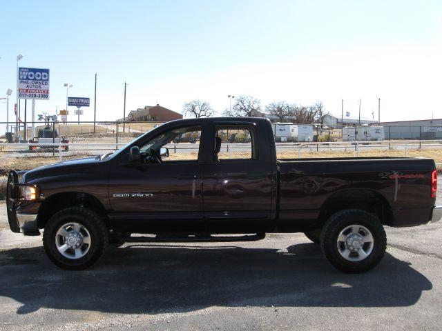 Dodge Ram Pickup 2004 photo 1