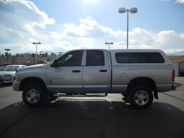 Dodge Ram Pickup 2004 photo 1