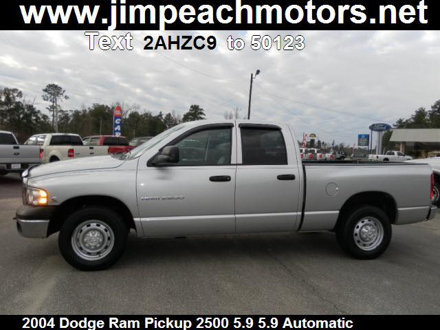 Dodge Ram Pickup 2004 photo 2