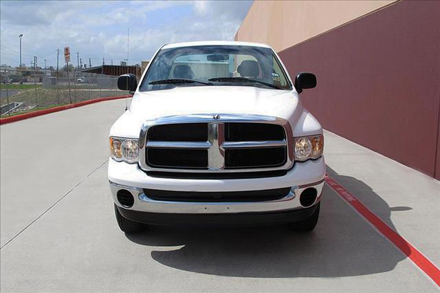 Dodge Ram Pickup 2004 photo 1